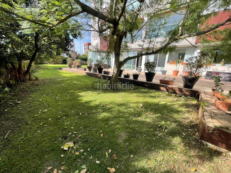 Foto d05e4277-4214-4097-a956-19b127804fc5. Planta baixa amb calefacció aparcament piscina a Santander