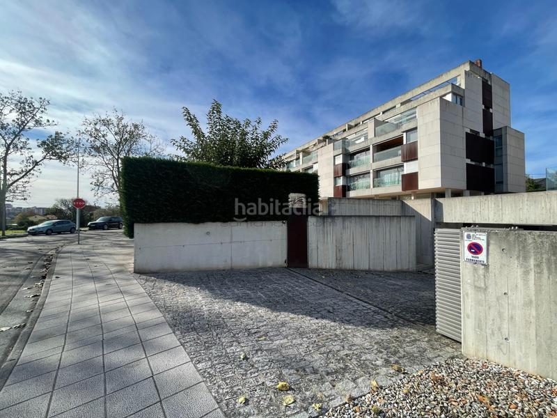 Foto e9c454a3-8601-4bd0-a9cd-3b0cba39718d. Planta baixa amb calefacció aparcament piscina a Santander