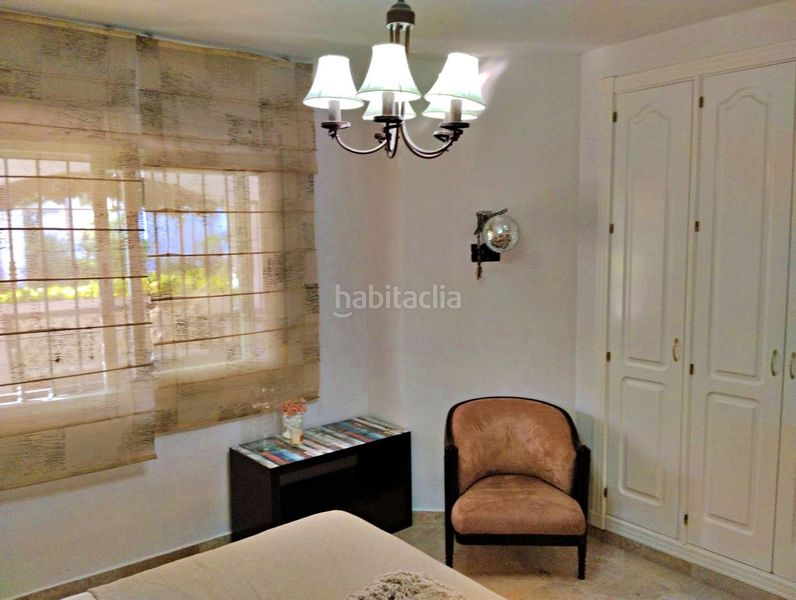 Foto fe5fa384-1ef9-4d7b-9507-903e7cf90bf0. Apartment with parking pool in Las Brisas Marbella