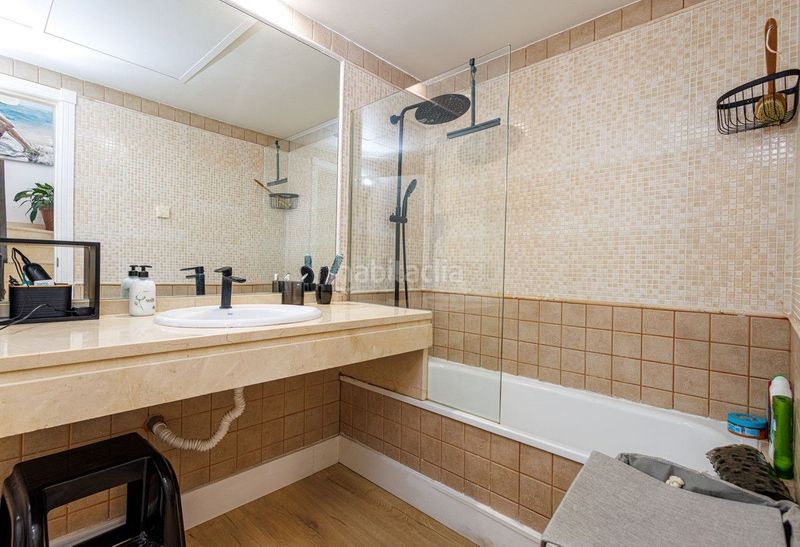 Foto d4c2de6b-2739-4c19-9ae5-124b35f87637. Casa amb aparcament piscina a Estepona golf Estepona