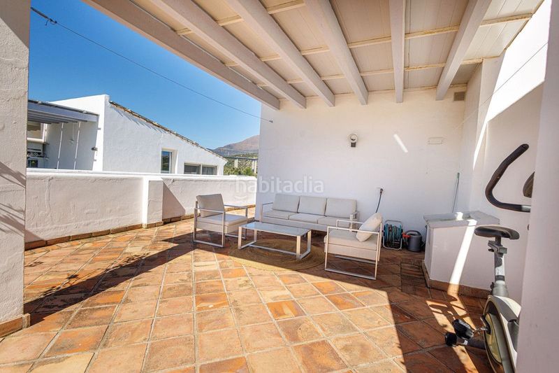 Foto edc1225e-6dee-46be-b748-8f4d5cb7358c. Casa amb aparcament piscina a Estepona golf Estepona