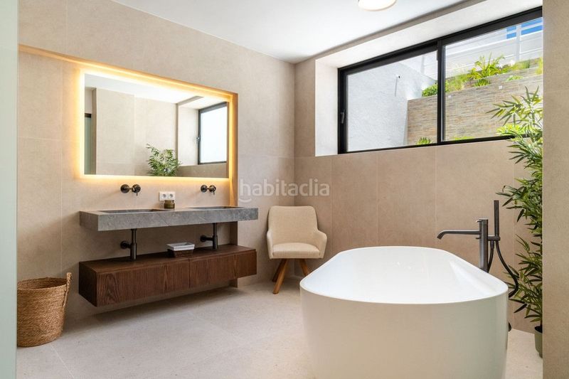 Foto 42232966-bca3-499c-b682-46a491b32755. Casa en lomas de Marbella club Marbella