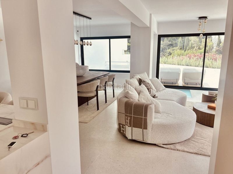Foto fd2087e3-0d50-4e0f-9c7e-620a0f8bae78. Casa en lomas de Marbella club Marbella