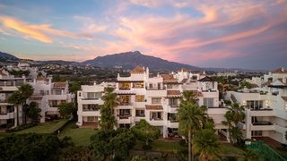 Zweistöckige Wohnung in Benahavís pueblo