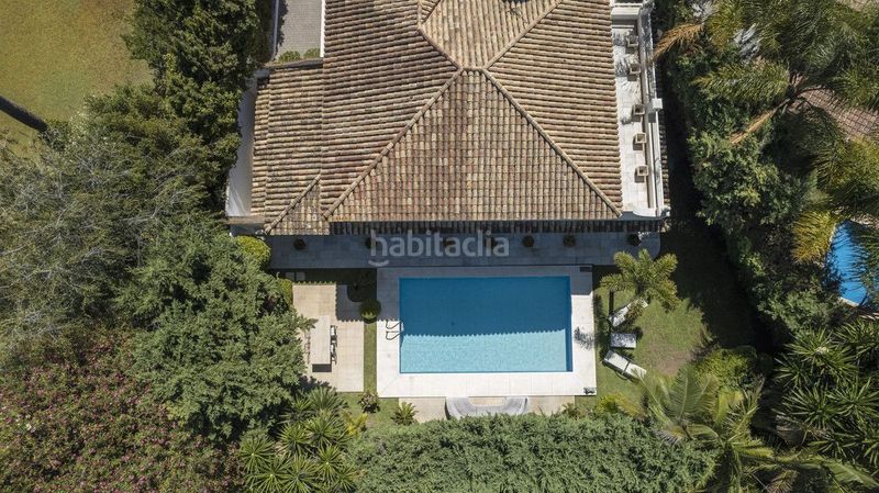 Foto 84f67edd-6e7b-4784-96ad-f38c40954d83. Xalet amb aparcament piscina a Calahonda Mijas