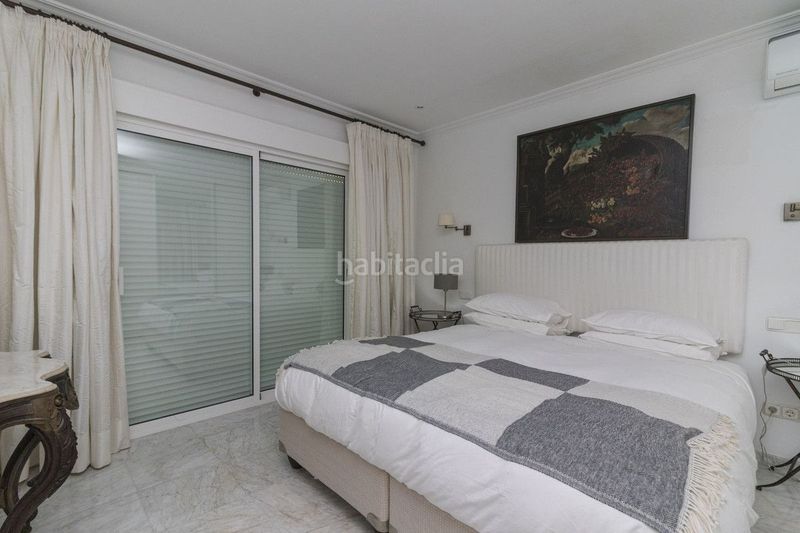 Foto c4a2707d-86fe-4735-a94f-b466ee5d0402. Xalet amb aparcament piscina a Calahonda Mijas