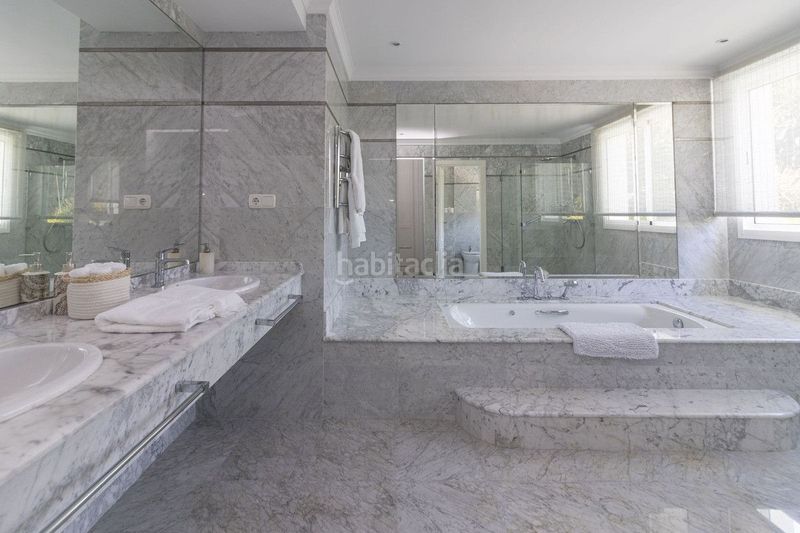 Foto d8fb5387-fddc-49d6-a822-d3542f92479c. Xalet amb aparcament piscina a Calahonda Mijas