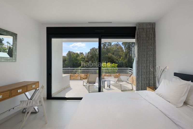 Foto 10b4dab4-38b3-4e4e-9571-6cbb91d58a02. Casa amb aparcament piscina a La Carolina - Guadalpín Marbella