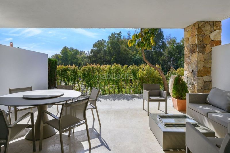 Foto cab7500d-a589-4d77-9203-fd975de6fe16. Casa amb aparcament piscina a La Carolina - Guadalpín Marbella