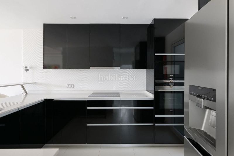 Foto f7d22a0e-38f4-42cd-8377-c4abd642d7ae. Casa amb aparcament piscina a La Carolina - Guadalpín Marbella