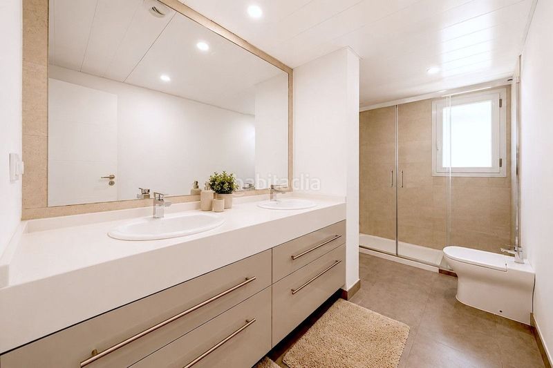 Foto f8f68804-3d6d-4e69-baef-e7d0141f12de. Apartament amb aparcament piscina a Nueva Atalaya Estepona