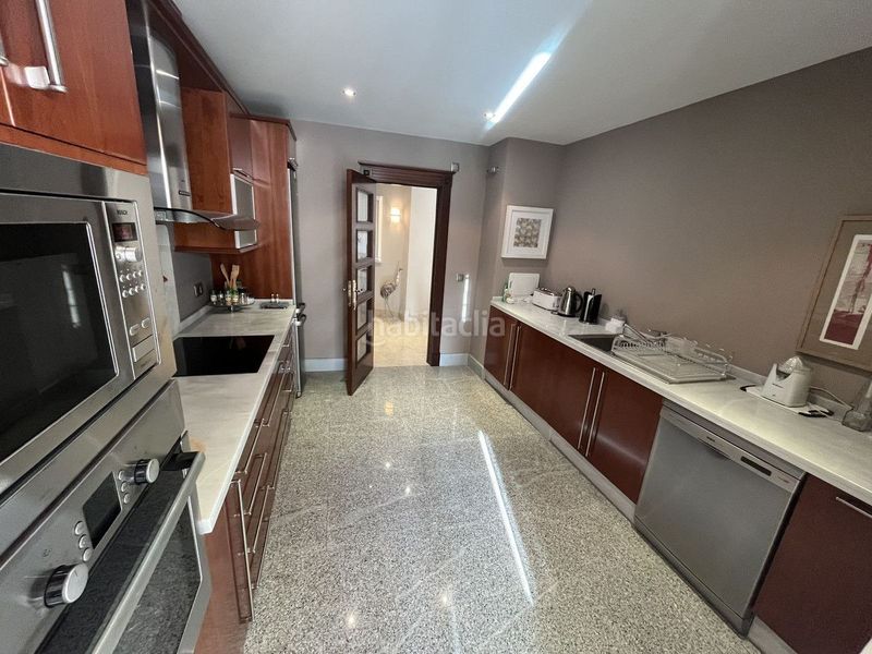 Foto c150544f-3d69-41b1-8ae2-49157854803c. Apartament amb aparcament piscina a Nueva Alcántara Marbella