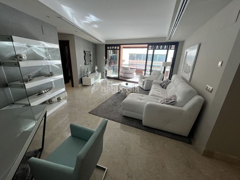 Foto e20c0f87-2dc4-40ca-b373-24e8e3646712. Apartament amb aparcament piscina a Nueva Alcántara Marbella