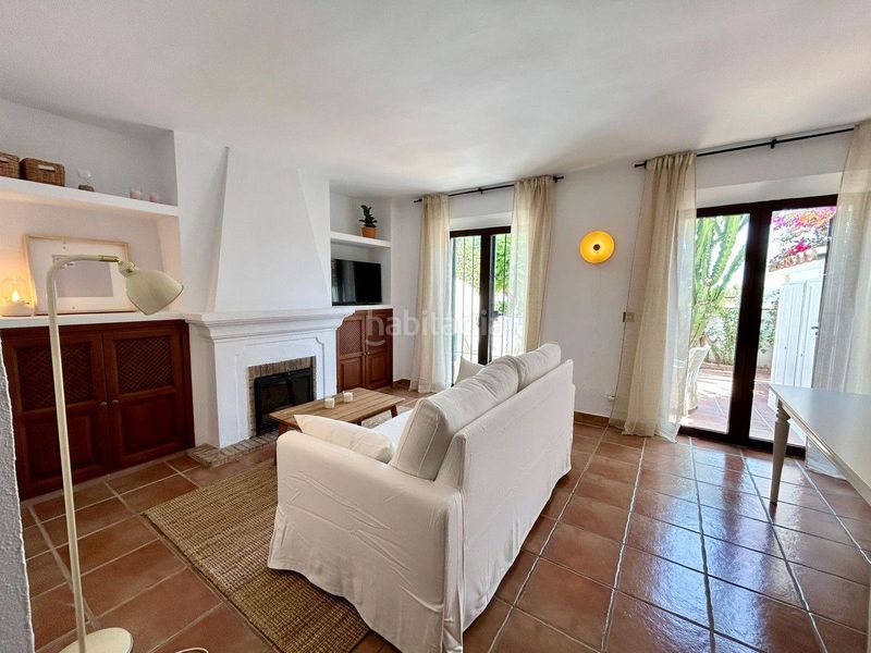 Foto 04893a5f-ee3c-454c-b9cd-8c1b5fc329c4. Casa amb piscina a Las Brisas Marbella