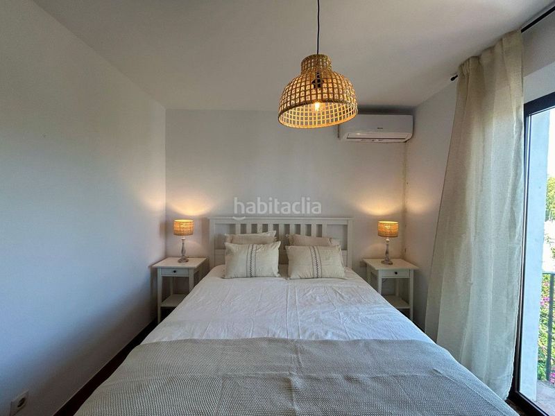 Foto 4ab13674-48a2-4d00-b62f-acbc259ffb0f. Casa amb piscina a Las Brisas Marbella