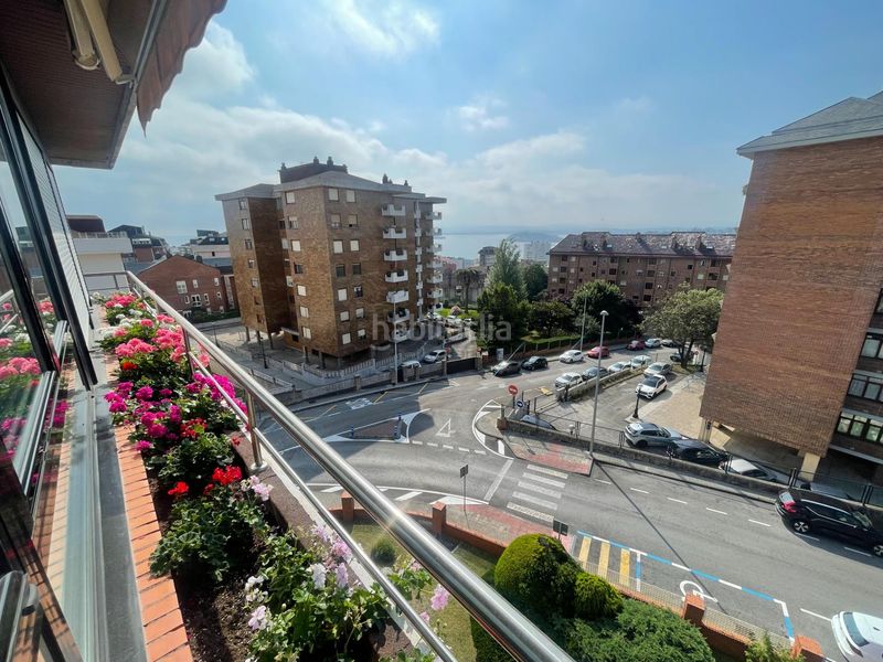 Foto d2cbc9ef-9563-41c9-b39b-39518f068e0c. Lloguer pis amb calefacció aparcament a Valdenoja Santander