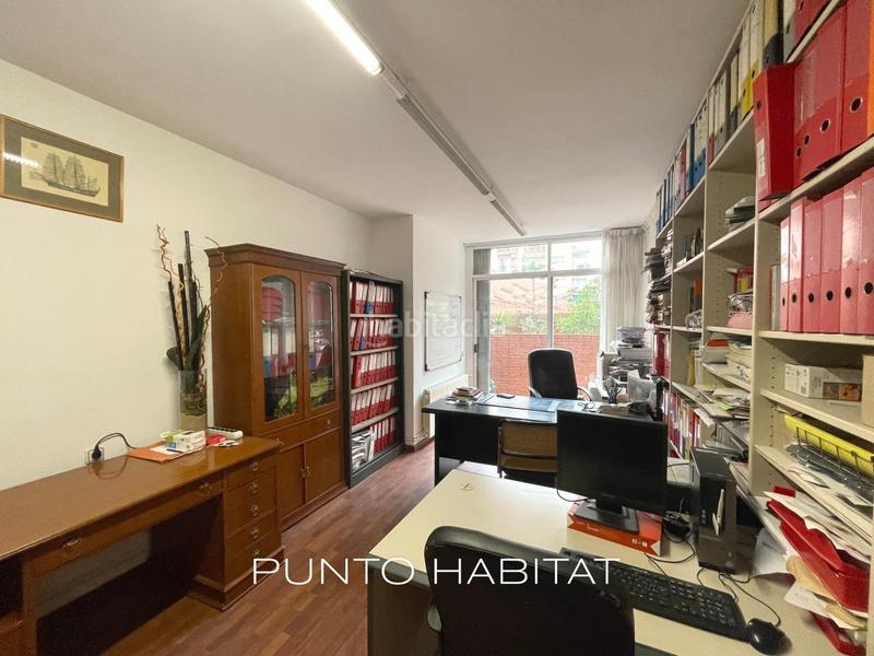 Foto 8fe97524-f5bc-4e0c-887c-987e5250a047. Lloguer oficina a carrer d'hipòlit lázaro 34 a El Camp d´en Grassot i Gràcia Nova Barcelona