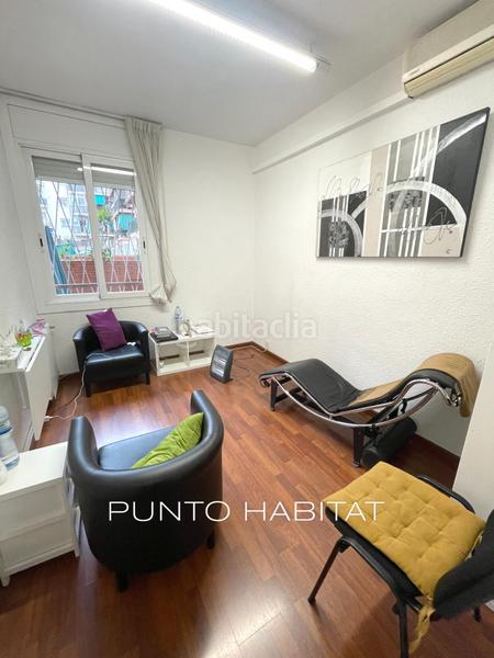 Foto 1bc34cfd-8a34-4eb7-9eec-003ab140533c. Location bureau dans carrer d'hipòlit lázaro 34 dans Barcelona