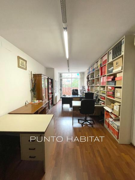 Foto 4013db61-0e5c-4626-9c11-407f4e5299cc. Location bureau dans carrer d'hipòlit lázaro 34 dans Barcelona