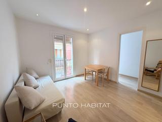 Flat  Carrer de sant pere mitj. Oportunidad en el born