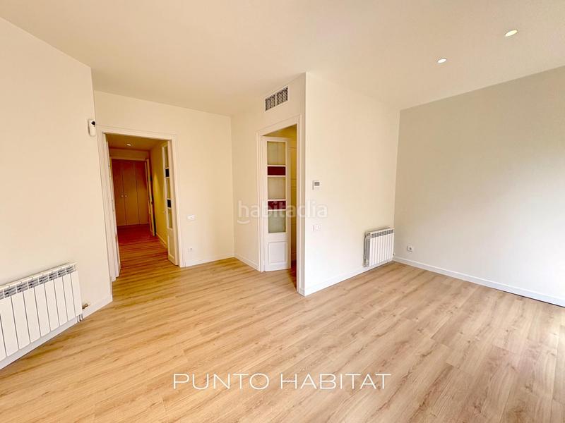 Foto df0a31d9-7e87-4665-9356-45157d4d7219. Pis amb calefacció a Raval Barcelona
