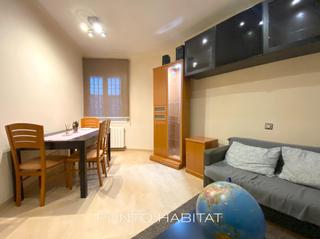 Rent Flat  Carrer de l'art. Alquiler temporal junto hospital de sant pau