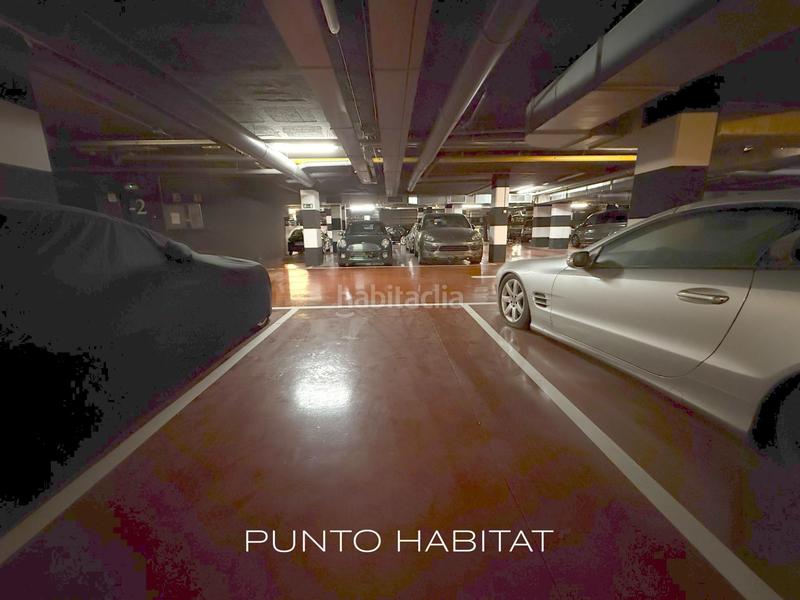 Foto 6ba31441-3424-431f-9fcd-282a59cc14c3. Aparcament cotxe a Pedralbes Barcelona