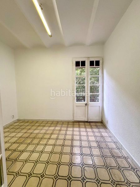 Foto f66f73be-1cc4-4dc3-b51d-6aba826845c6. Pis a Fort Pienc Barcelona