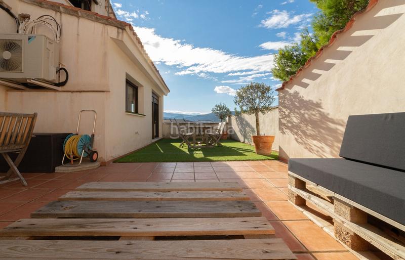 Foto c68a3f35-3cc6-4645-9be8-54d710d6b58c. Piso  de dos plantas con terraza en alcoy zona la salle en Alcoi