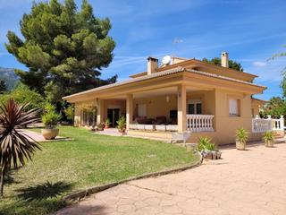Casa a Cocentaina. Chalet en venta en cocentaina