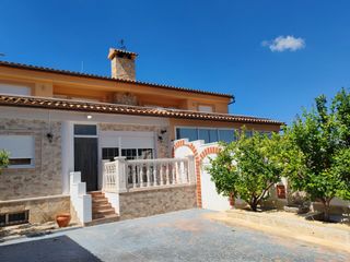 Casa in Cocentaina. Chalet venta gormaig cocentaina