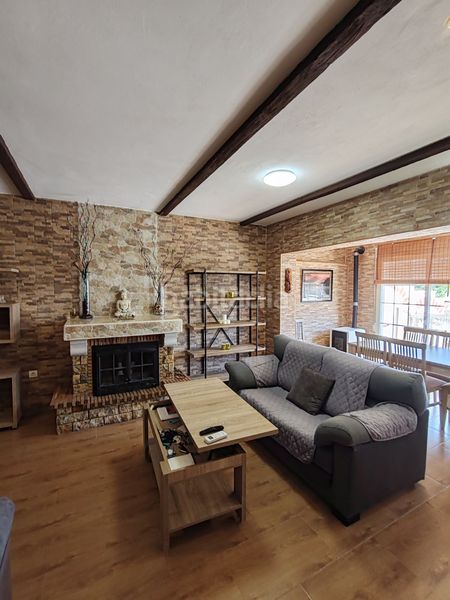 Foto 7e73c162-9021-46c1-9917-fa5427844611. Casa chalet venta gormaig en Cocentaina