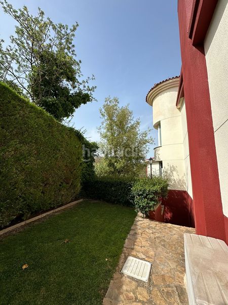 Foto 4d961368-1923-41d5-9081-e3f1f7e93452. Casa con riscaldamento parcheggio piscina in Cocentaina