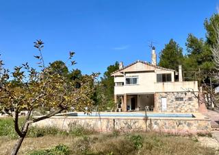 Casa a Batoi. Chalet venta alcoy urbanización baradello