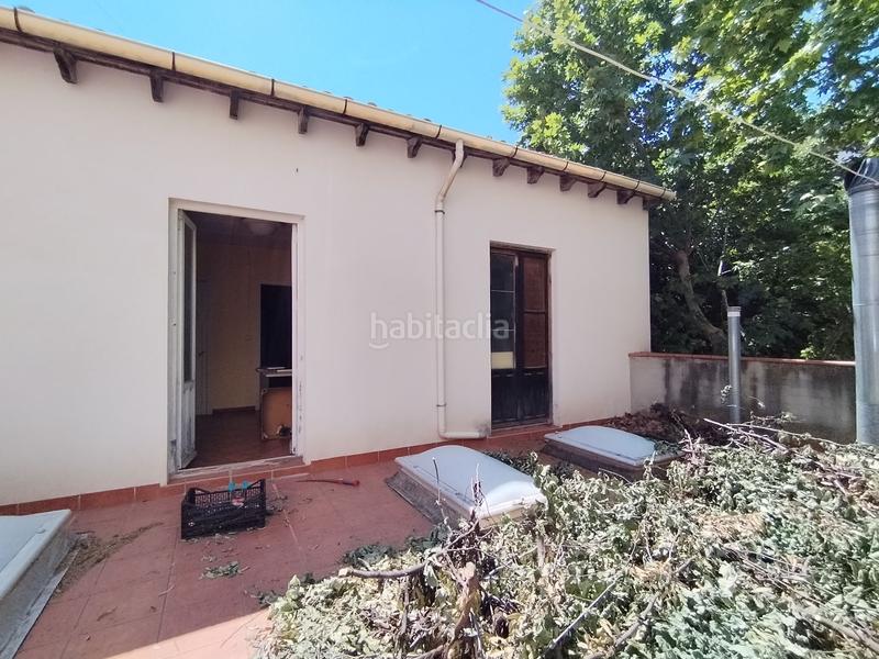 Foto 6659738d-a5a9-483e-9900-37cad674dd20. Casa amb calefacció piscina a Eixample Alcoi