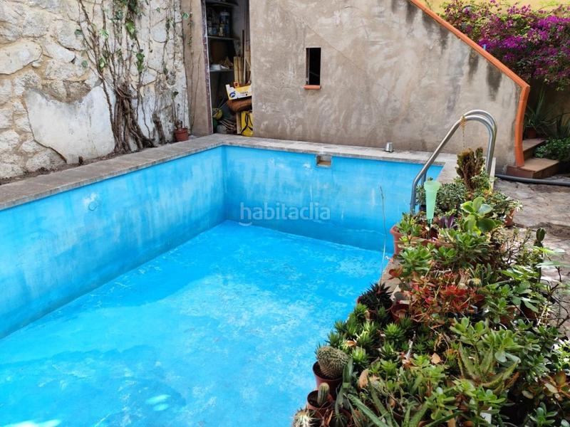Foto ee53edba-4676-400f-b967-6697b750d64c. Casa amb calefacció piscina a Eixample Alcoi