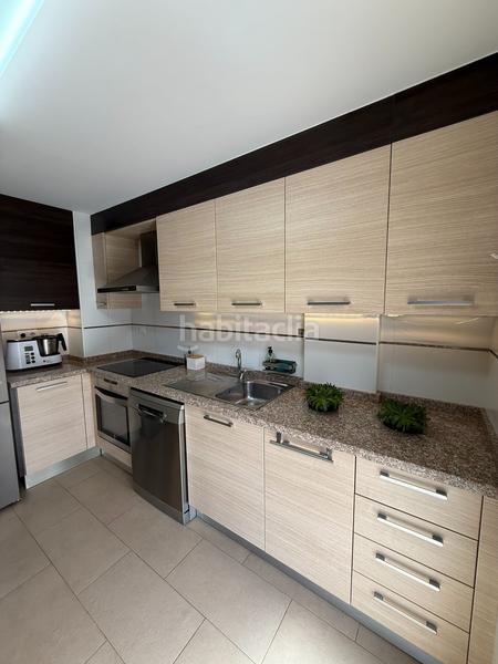 Foto 0a0de3c3-9ba4-455d-a01a-36f740aecf1d. Casa adossada amb calefacció aparcament piscina a Alcoi