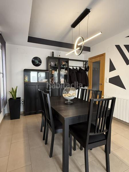 Foto 7e8f5a6e-4c5c-4977-9f23-0a0f42fabf71. Casa adossada amb calefacció aparcament piscina a Alcoi