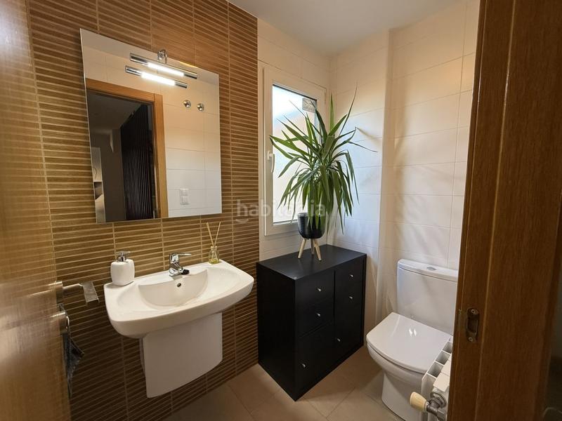 Foto a5b1614e-57d0-4597-81ff-936f7bdbbc00. Casa adossada amb calefacció aparcament piscina a Alcoi