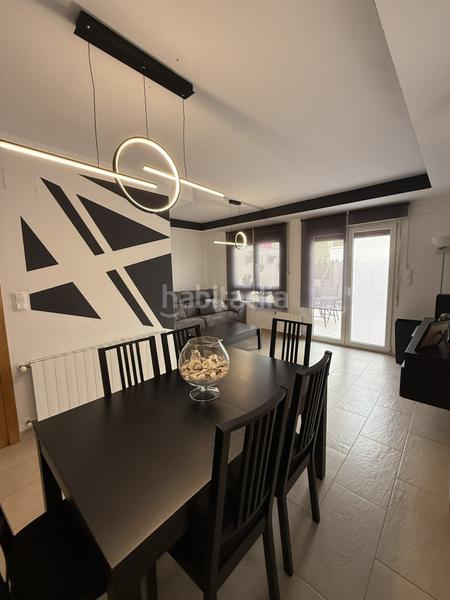 Foto dbd3d07e-4834-4e7c-9106-75378edbcedb. Casa adossada amb calefacció aparcament piscina a Alcoi