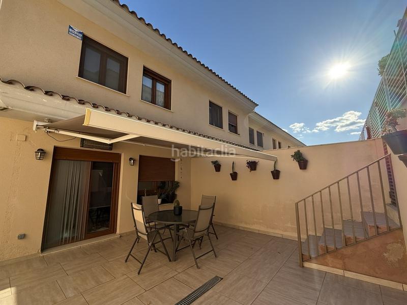 Foto e4a3c639-1b81-4ed0-a009-d8d802445206. Casa adossada amb calefacció aparcament piscina a Alcoi