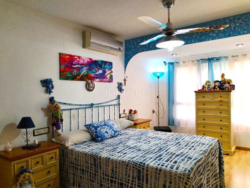 Foto 01eb650b-cb20-449c-bba4-7769f75be086. Pis a Zona Nord Alcoi