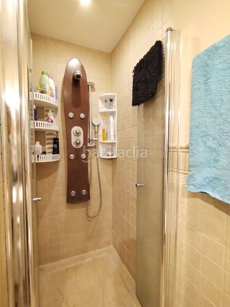 Foto 9236acd9-ffcd-4c8c-91bd-2a0deb93451c. Pis a Zona Nord Alcoi