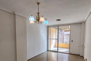 Appartement à Zona Nord. Piso venta alcoy zona norte