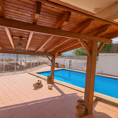 Casa a Eixample. Chalet venta alcoy zona ensanche
