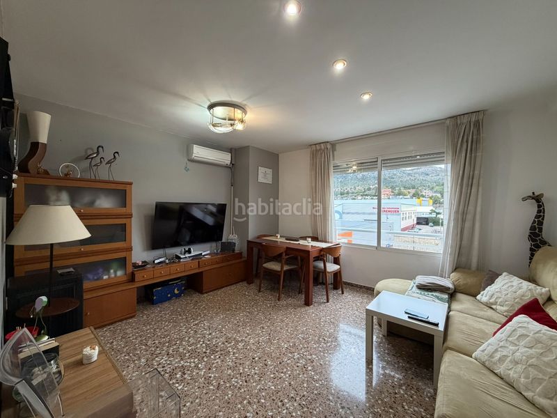 Foto 3ebab173-7446-42a2-b289-307ffa0e5c93. Pis a Zona Nord Alcoi