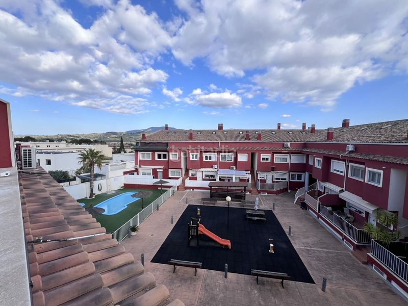 Foto 97ff2e8e-6806-4483-b44d-c1324c34df6a. Rent flat with pool in Cocentaina