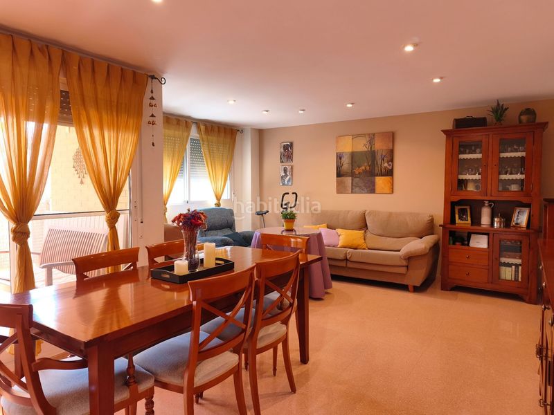 Foto 0886dd33-d4cc-4d81-9a46-adfe2b7c5a1b. Etagenwohnung mit heizung in Eixample Alcoi