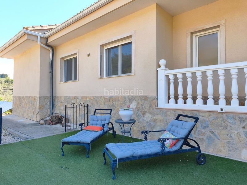 Foto 0c35a02e-616e-4299-b3ed-36c4b07dfce7. Casa amb calefacció aparcament piscina a Beniarrés