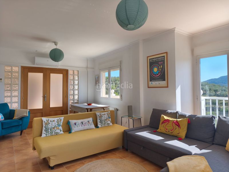 Foto 1f70b402-8b82-4b8f-bcec-96e7fbe598e3. Casa amb calefacció aparcament piscina a Beniarrés